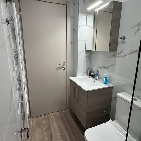 Φωτεινό διαμέρισμα κοντά στο κέντρο τησ Θεσσαλονίκης Daire *