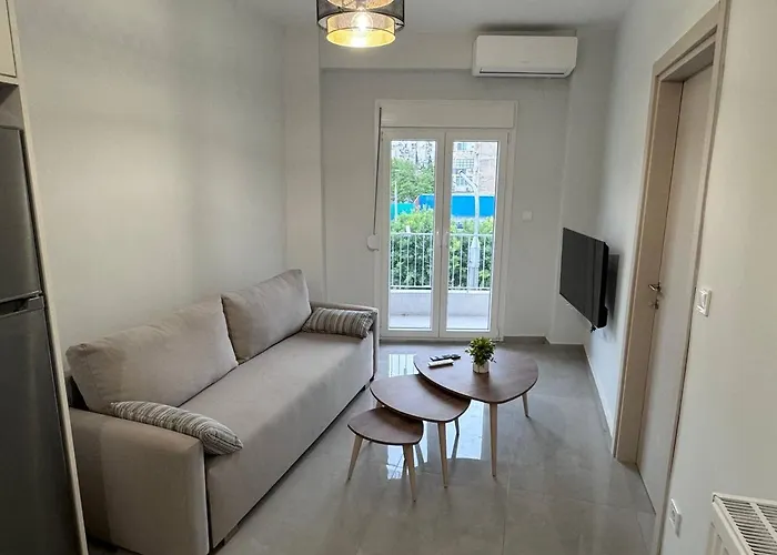 φωτεινό κοντά στο κέντρο τησ θεσσαλονίκης * Thessaloniki