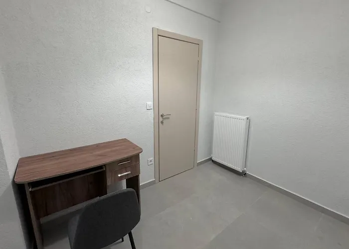 φωτεινό κοντά στο κέντρο τησ θεσσαλονίκης * Thessaloníki